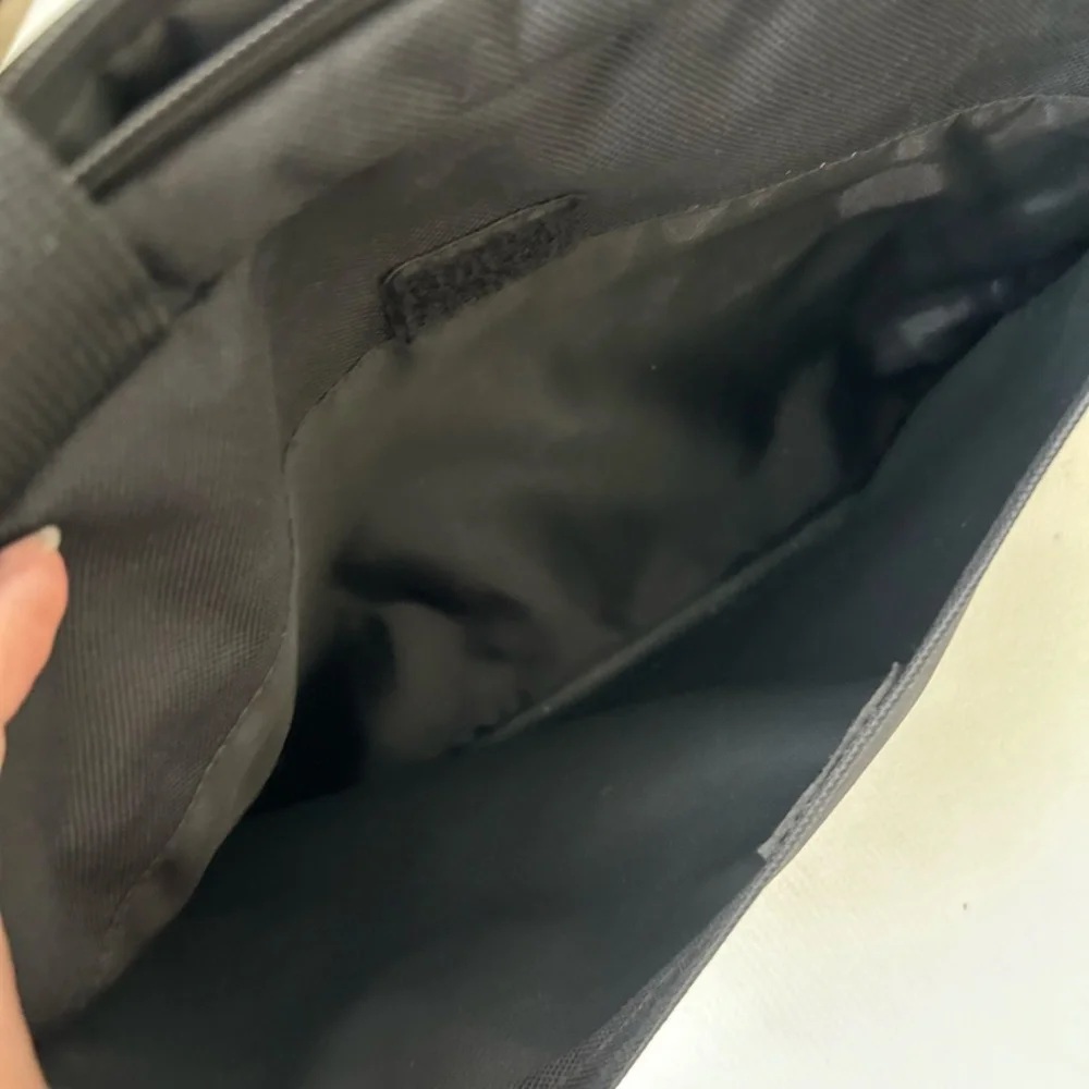 Laptop Bag - Black Nylon - Handle - Zipper Closure -Padded - 12.5